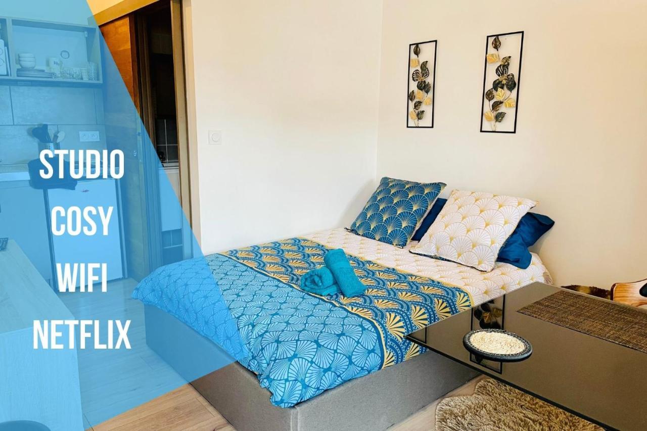 La Belcombe Apartment Sainte-Colombe  ภายนอก รูปภาพ